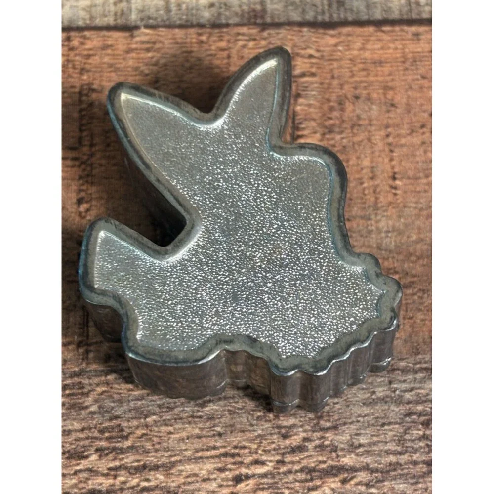Unbranded hummingbird silver